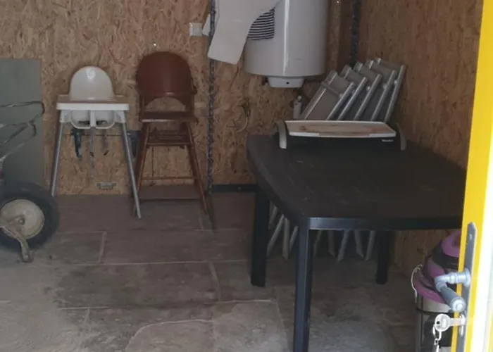 Belle Maison Renovee Au Calme, 3 בית נופש Saints-Geosmes